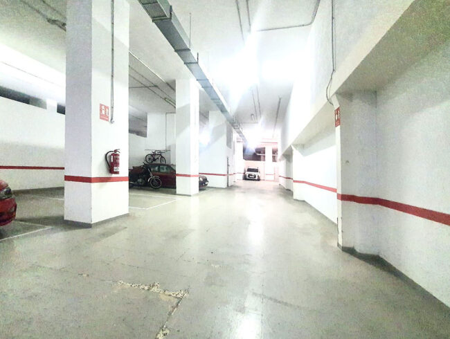 LOCAL COMERCIAL FRENTE A TOME CANO - Imagen 29