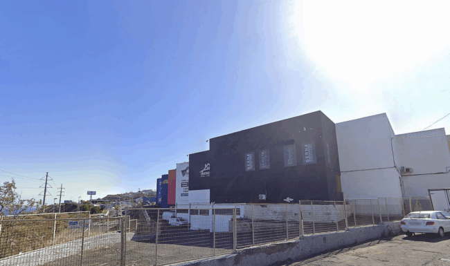 7 NAVES INDUSTRIALES UNIDAS EN POLIGONO COSTA SUR - Imagen 8